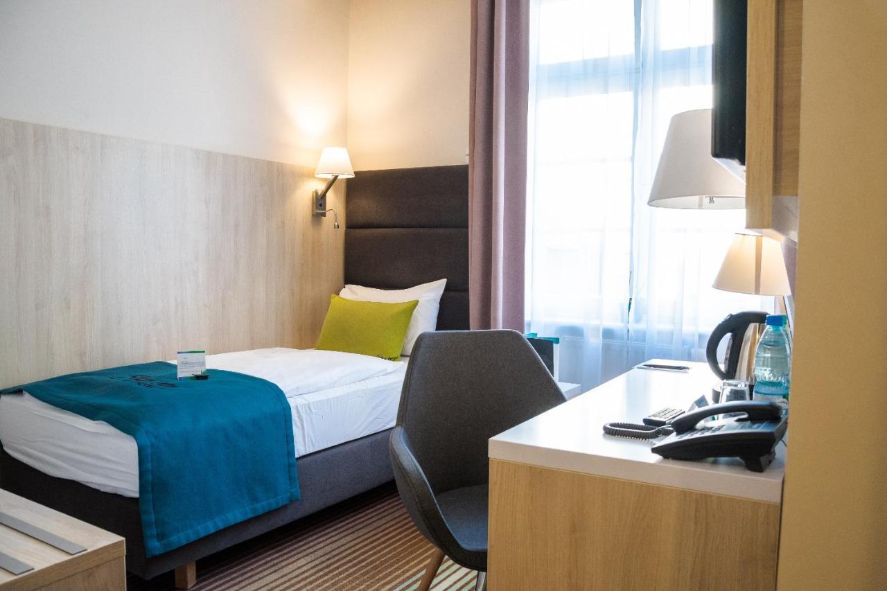 Stay Inn Hotel 3*